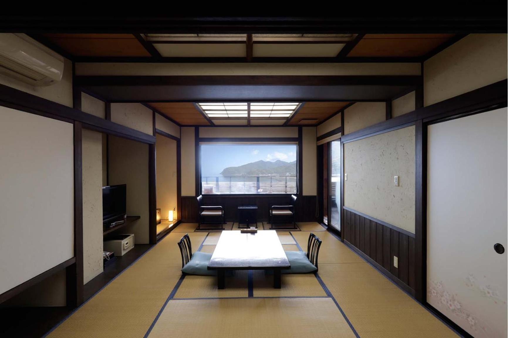Shin Kaikatei Izumi Hotel Изу Стая снимка