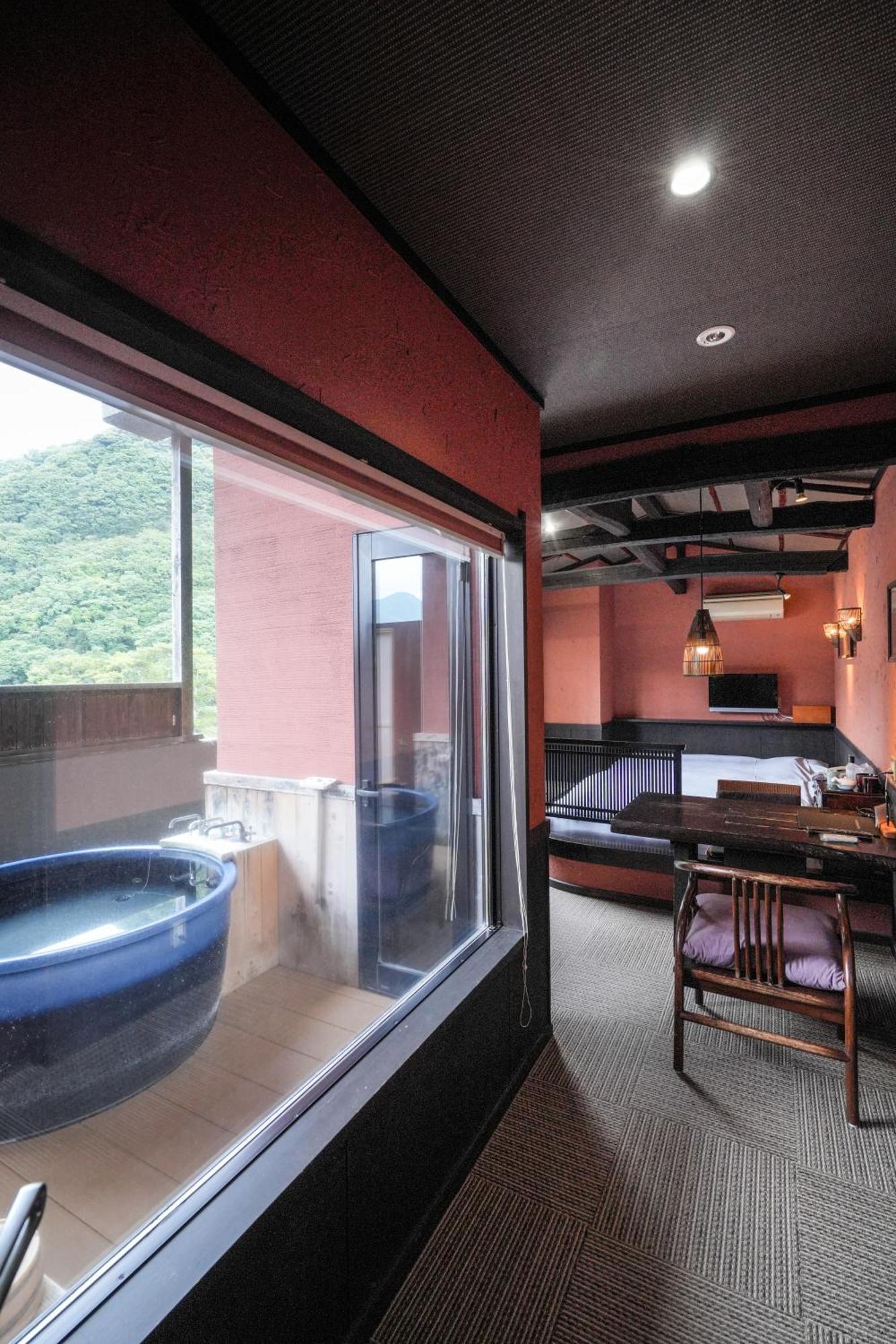 Shin Kaikatei Izumi Hotel Изу Стая снимка